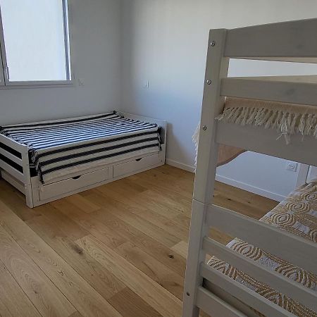 Superbe Appartement A 3Min A Pieds De La Gare เชสซี ภายนอก รูปภาพ