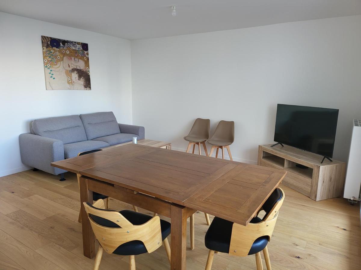 Superbe Appartement A 3Min A Pieds De La Gare เชสซี ภายนอก รูปภาพ